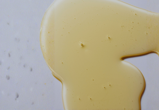 Affordable premium liquid hand soap that smells citrusy, fresh and pungent.